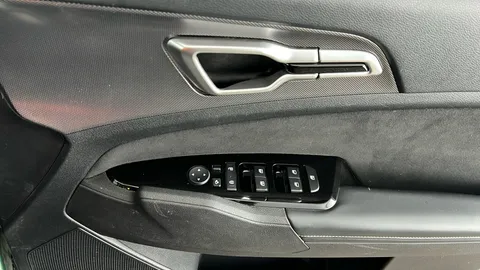 KIA SPORTAGE 1.6T GDi HEV GT-Line Auto