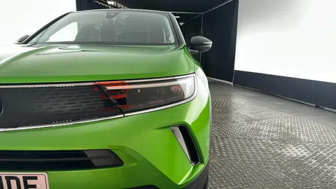 VAUXHALL MOKKA 100kW Elite Nav Premium 50kWh Auto