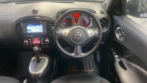 NISSAN JUKE 1.6 N-Connecta Xtronic