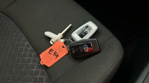 TOYOTA C-HR 1.8 Hybrid Icon CVT