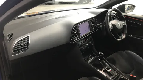 SEAT LEON 1.5 TSI EVO 150 FR Black Edition [EZ]