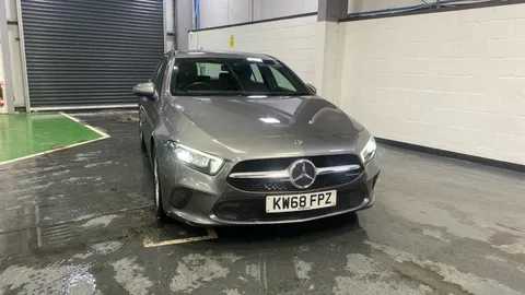 MERCEDES-BENZ A CLASS A200 Sport Executive Auto