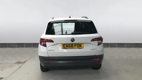 SKODA KAROQ 1.0 TSI SE Nav Plus