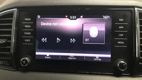 SKODA KAROQ 1.0 TSI SE Nav Plus