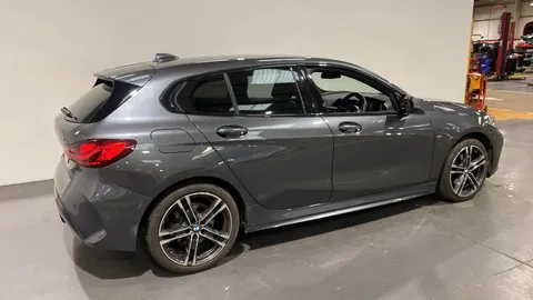 BMW 1 SERIES 118i M Sport