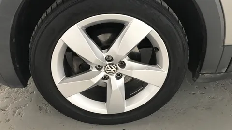 VOLKSWAGEN T-CROSS 1.0 TSI 115 SEL DSG