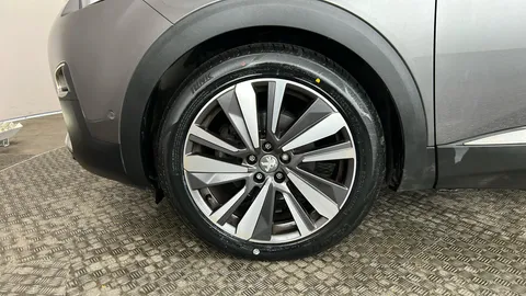 PEUGEOT 3008 1.6 PureTech 180 GT Line Premium EAT8