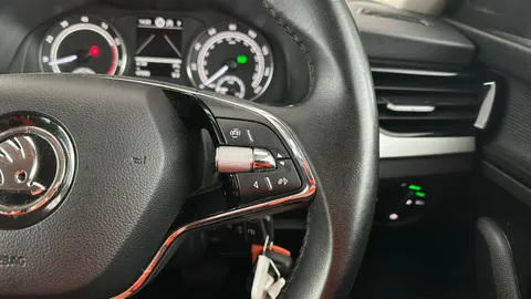 SKODA KAMIQ 1.5 TSI SE Drive DSG