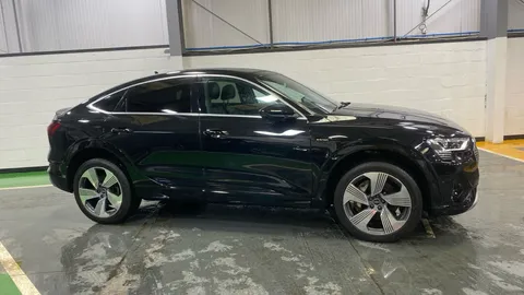 AUDI E-TRON 300kW 55 Quattro 95kWh S Line Auto