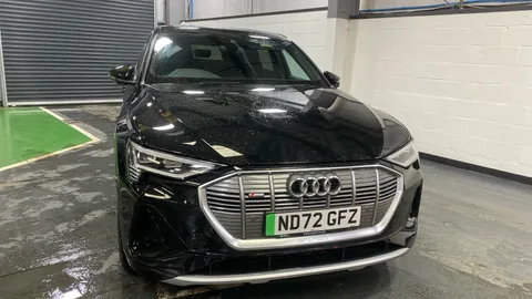 AUDI E-TRON 300kW 55 Quattro 95kWh S Line Auto