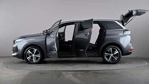 PEUGEOT 5008 1.2 Hybrid 136 GT e-DSC6