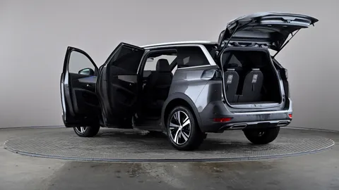 PEUGEOT 5008 1.2 Hybrid 136 GT e-DSC6