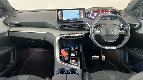 PEUGEOT 5008 1.2 Hybrid 136 GT e-DSC6