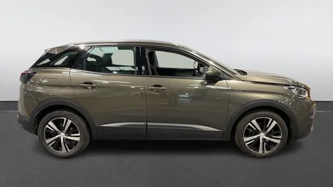 PEUGEOT 3008 1.5 BlueHDi Active