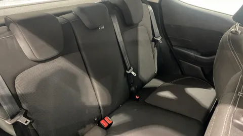 FORD FIESTA 1.1 75 Trend