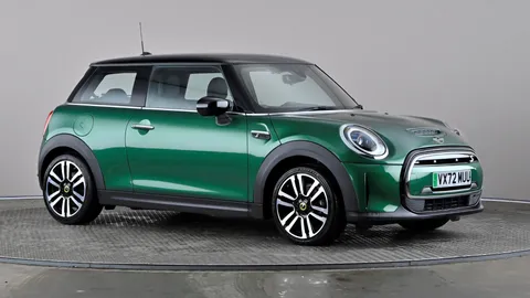 MINI HATCHBACK 135kW Cooper S Level 2 33kWh Auto