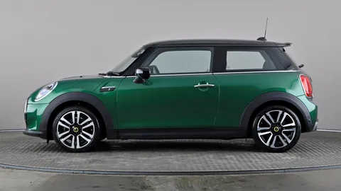 MINI HATCHBACK 135kW Cooper S Level 2 33kWh Auto