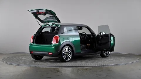 MINI HATCHBACK 135kW Cooper S Level 2 33kWh Auto