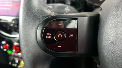 MINI HATCHBACK 135kW Cooper S Level 2 33kWh Auto