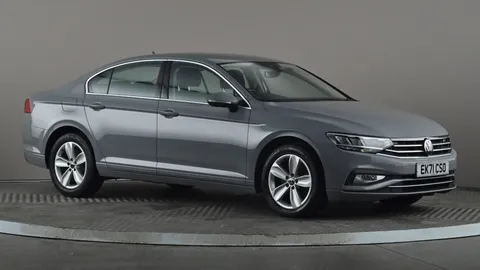 VOLKSWAGEN PASSAT 2.0 TDI EVO SCR SE Nav