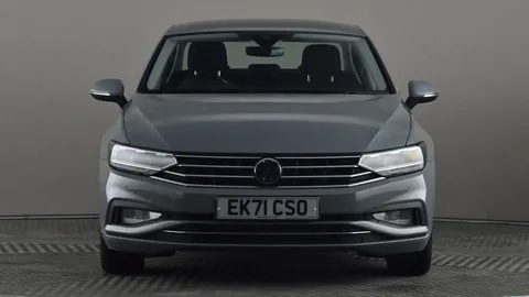 VOLKSWAGEN PASSAT 2.0 TDI EVO SCR SE Nav