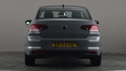 VOLKSWAGEN PASSAT 2.0 TDI EVO SCR SE Nav