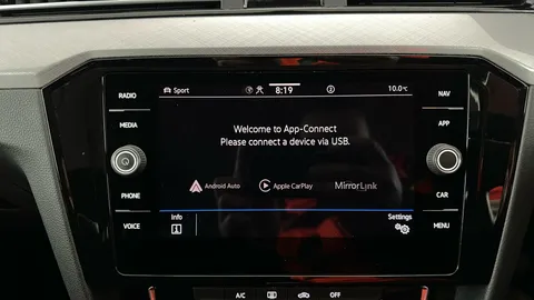 VOLKSWAGEN PASSAT 2.0 TDI EVO SCR SE Nav