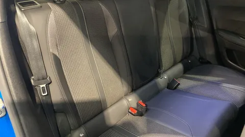 PEUGEOT 2008 1.2 PureTech 130 GT