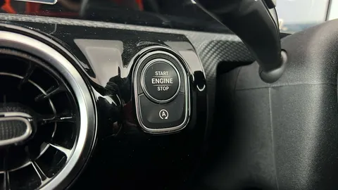 MERCEDES-BENZ A CLASS A180d SE Auto