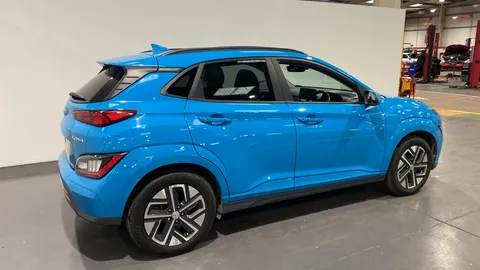 HYUNDAI KONA 150kW Ultimate 64kWh Auto