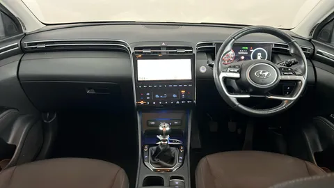 HYUNDAI TUCSON 1.6 TGDi Premium 2WD