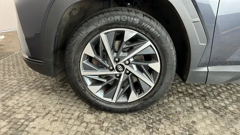 HYUNDAI TUCSON 1.6 TGDi Premium 2WD