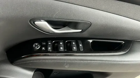 HYUNDAI TUCSON 1.6 TGDi Premium 2WD