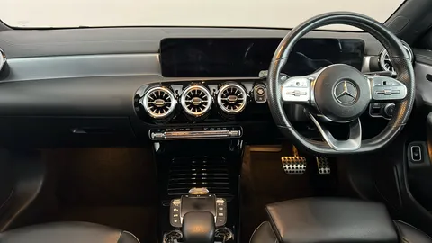MERCEDES-BENZ CLA CLA 250 AMG Line Premium Plus Tip Auto