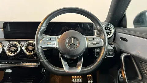 MERCEDES-BENZ CLA CLA 250 AMG Line Premium Plus Tip Auto