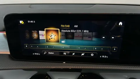 MERCEDES-BENZ CLA CLA 250 AMG Line Premium Plus Tip Auto