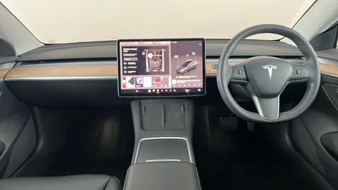 TESLA MODEL 3 Long Range AWD Auto