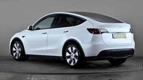 TESLA MODEL Y Long Range AWD Auto