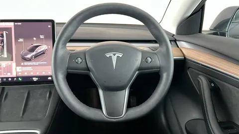TESLA MODEL 3 Long Range AWD Auto