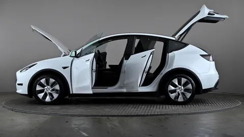 TESLA MODEL Y Long Range AWD Auto