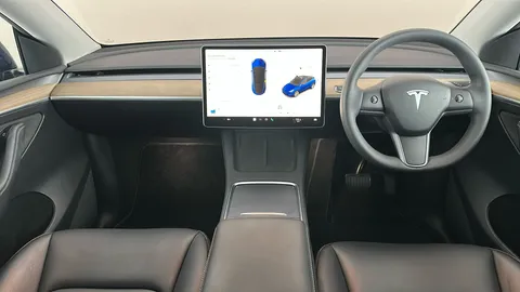 TESLA MODEL Y Long Range AWD Auto