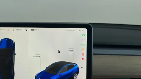 TESLA MODEL Y Long Range AWD Auto
