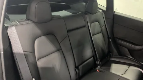 TESLA MODEL Y Long Range AWD Auto