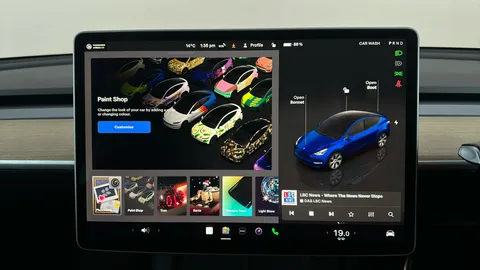 TESLA MODEL Y Long Range AWD Auto