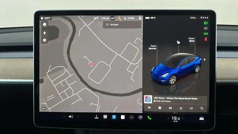 TESLA MODEL Y Long Range AWD Auto