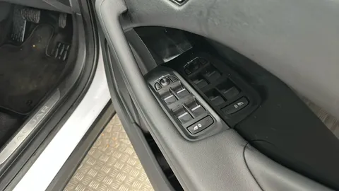 JAGUAR I-PACE 294kW EV400 SE 90kWh Auto [11kW Charger]