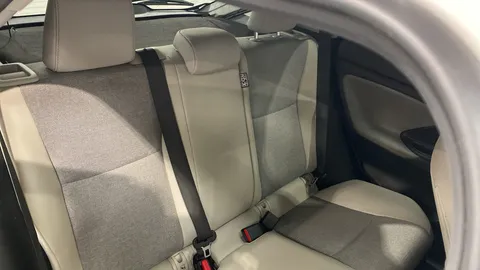 Toyota Yaris 1.5 Hybrid Excel CVT