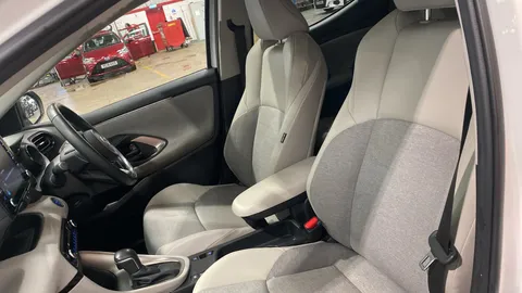 Toyota Yaris 1.5 Hybrid Excel CVT