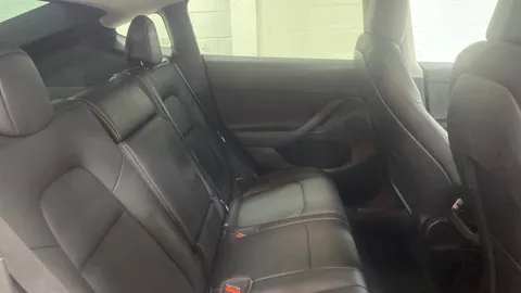 Tesla                     Model Y Long Range AWD Auto