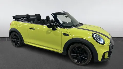 MINI CONVERTIBLE 1.5 Cooper Sport